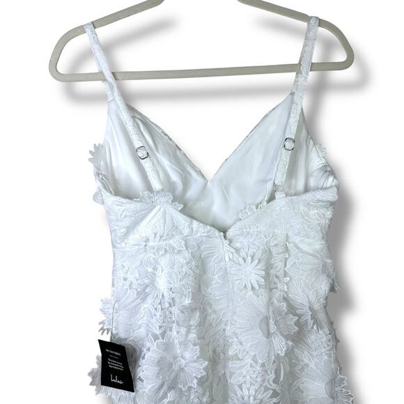 Lulus NWT Exceedingly Lovely White Applique 3D Floral Backless Mini Dress Small - Picture 8 of 10